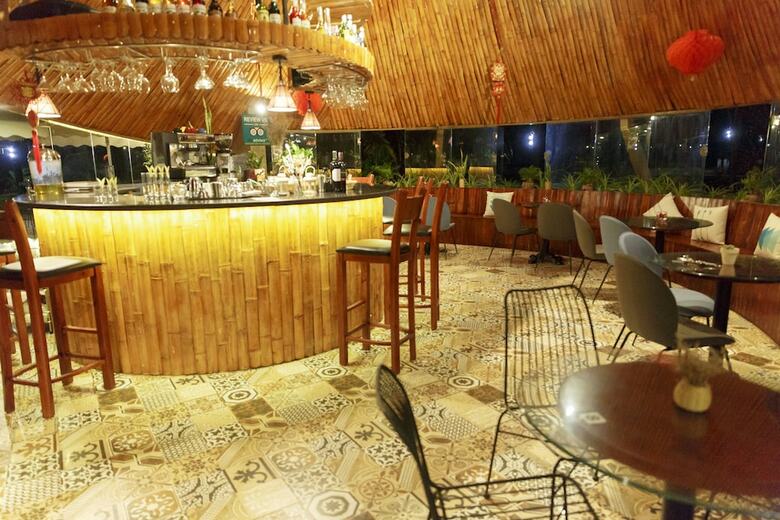 Hotel Bao Ninh Beach Resort