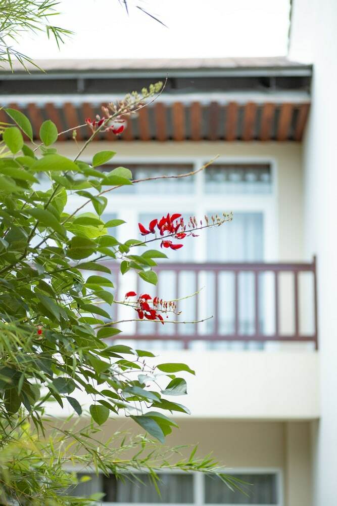 Hotel Bao Ninh Beach Resort