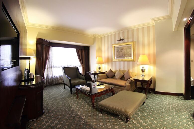 Hotel Pyramisa Downtown Residence