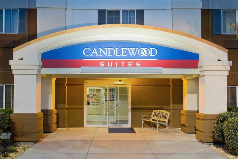 Aparthotel Candlewood Suites Medford