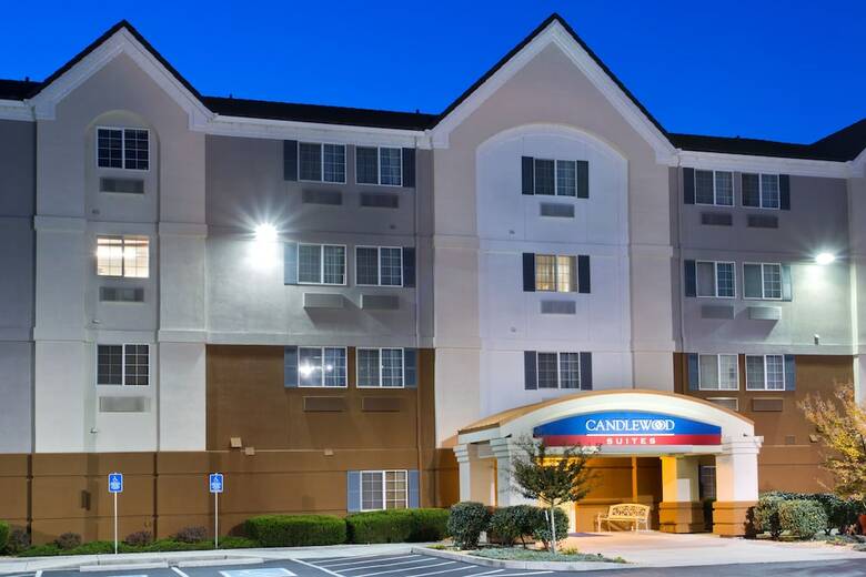 Aparthotel Candlewood Suites Medford