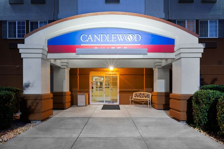 Aparthotel Candlewood Suites Medford