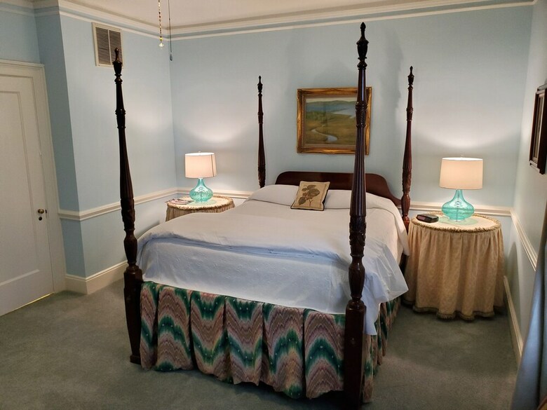 Bed & Breakfast Morehead Inn
