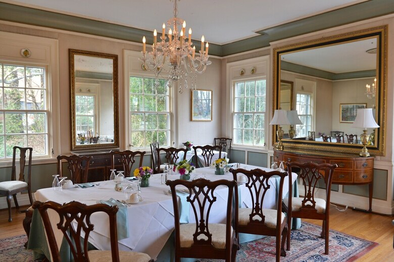 Bed & Breakfast Morehead Inn