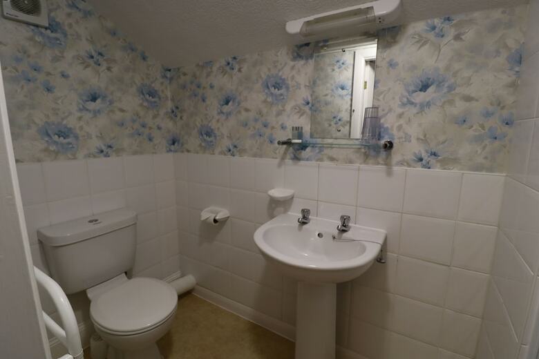 Raincliffe Hotel