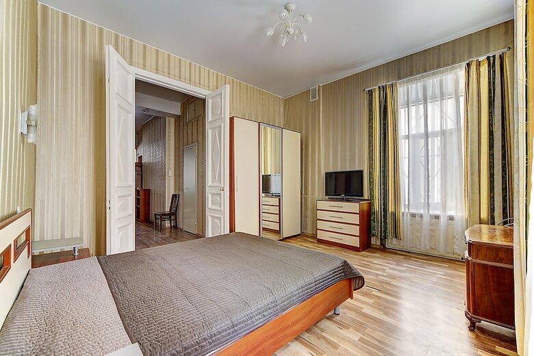 Nevsky Apartment