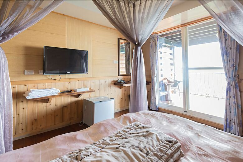 Hotel Chingjing Lake View Seasons