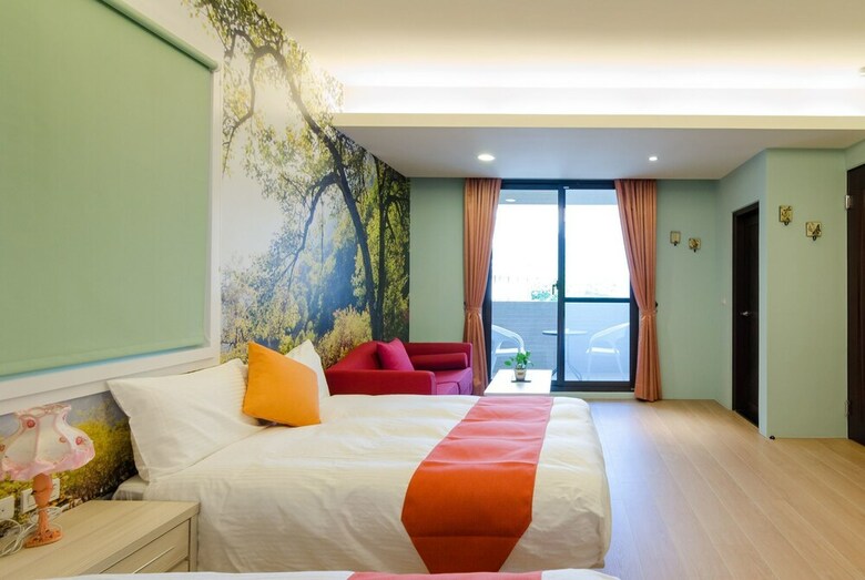 Bed & Breakfast Rainbow House