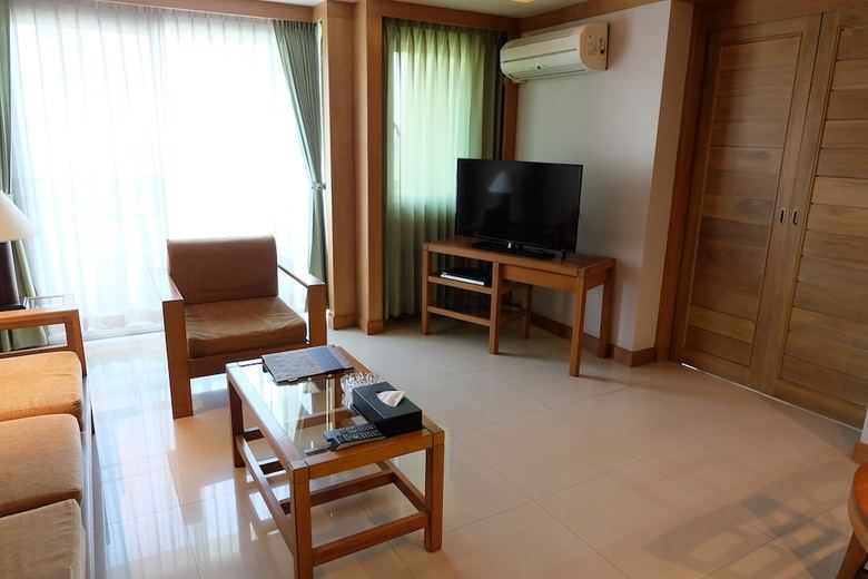 Hotel Green Mansion & Service Apartment