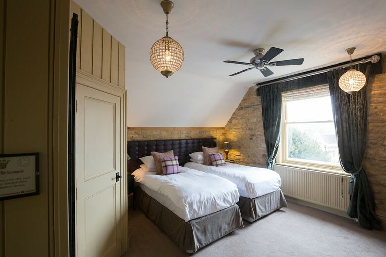 Crown Hotel Stamford