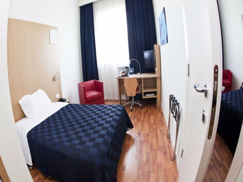 Hotel Ramada Encore By Wyndham Bologna