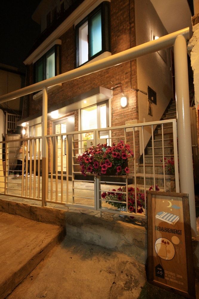 Hotel Seochon B&B Suran