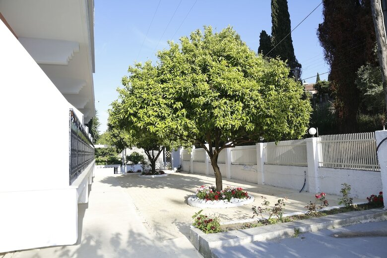 Aparthotel Aristides Studios