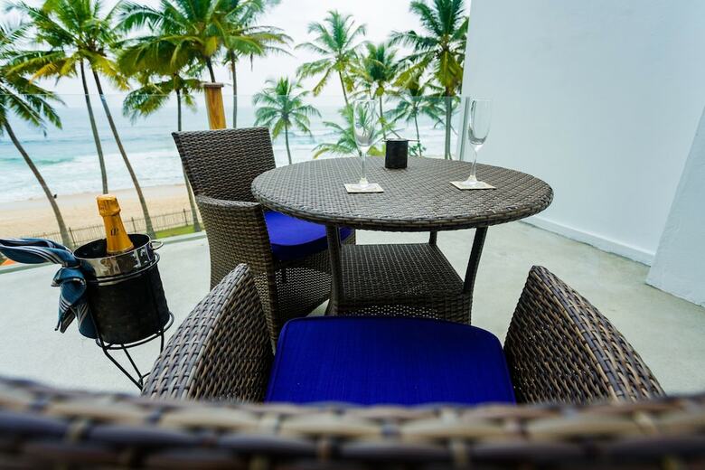 Hotel Kk Beach