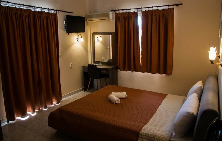 Theano Hotel