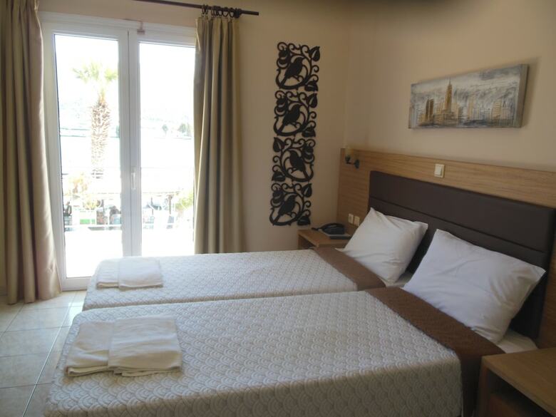 Theano Hotel