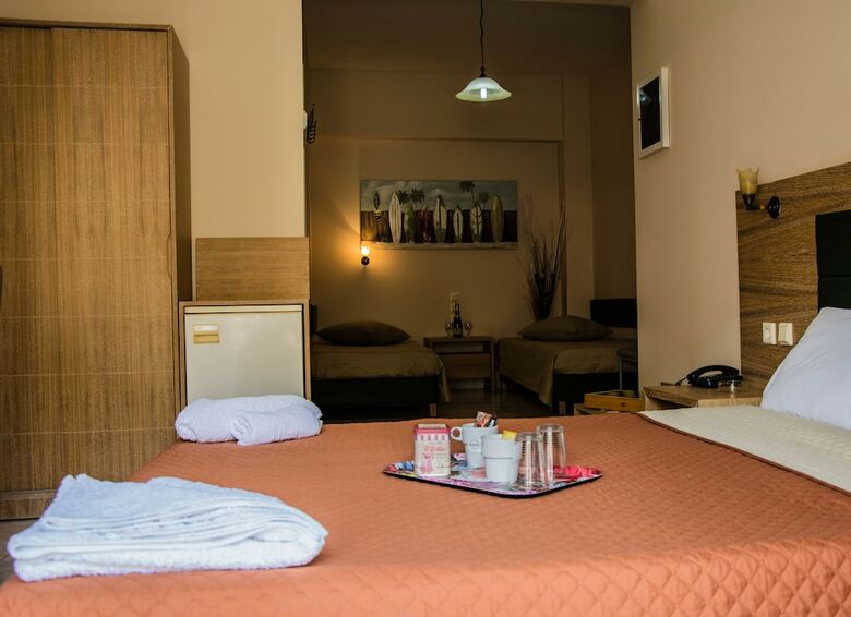 Theano Hotel