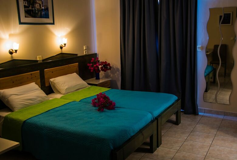 Theano Hotel
