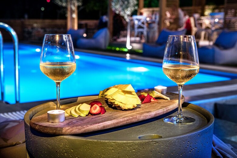 Apartamentos Ikaros Suites