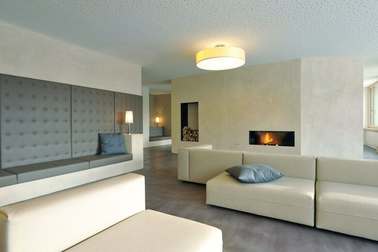 Hostal Youth Hostel St. Moritz