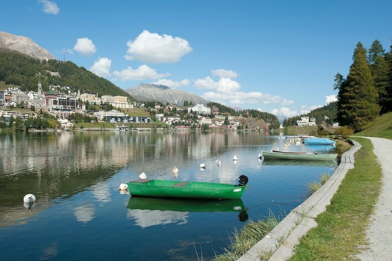 Hostal Youth Hostel St. Moritz