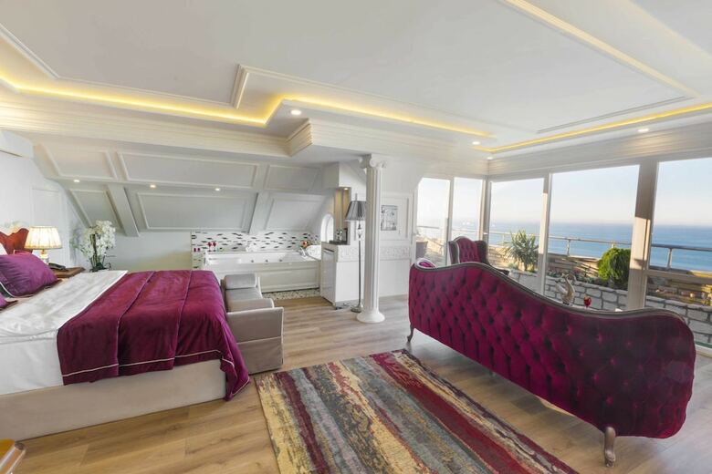 Andalouse Elegante Suite Hotel