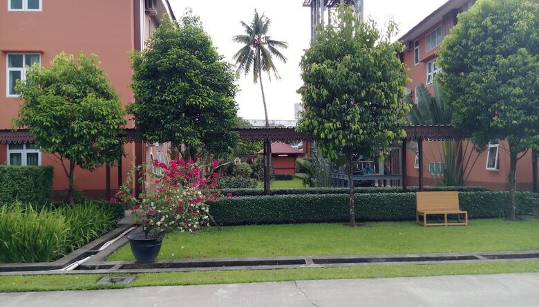 Myanmar Sports Hotel
