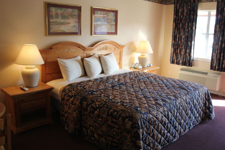 Motel Lakeside Inn & Suites