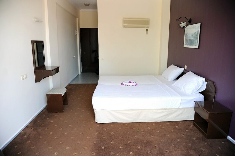 Ilimyra Hotel