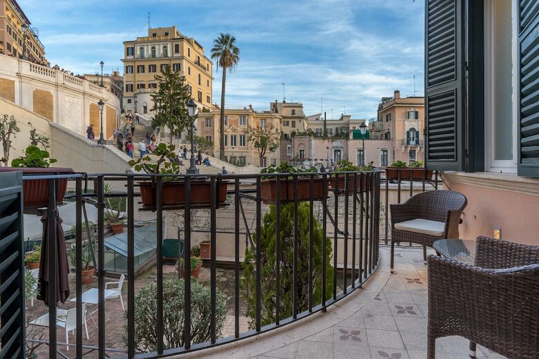 Hotel Les Diamants Spanish Steps Suite
