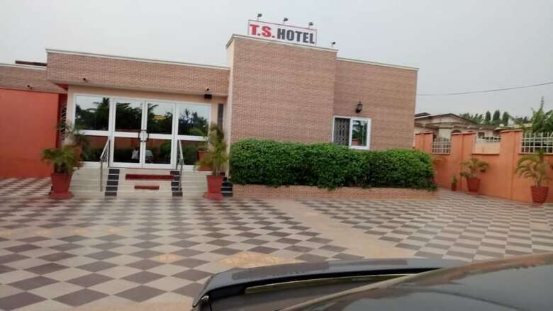 T.s. Hotel