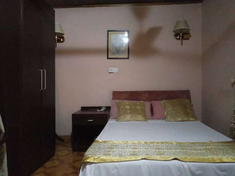 T.s. Hotel