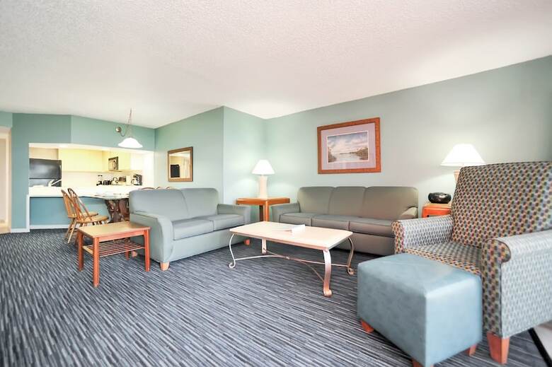 Oceanique Resort By Capital Vacations