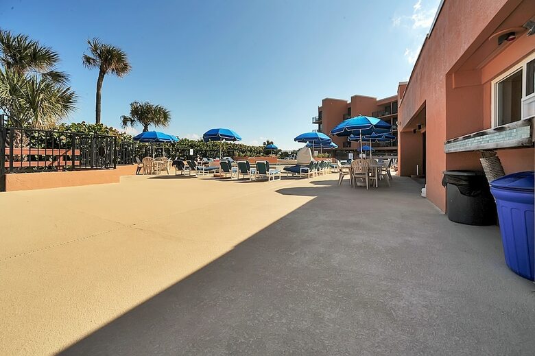 Oceanique Resort By Capital Vacations
