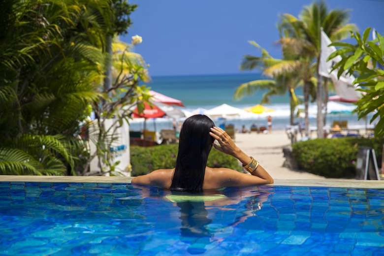 Hotel Away Bali Legian Camakila Resort