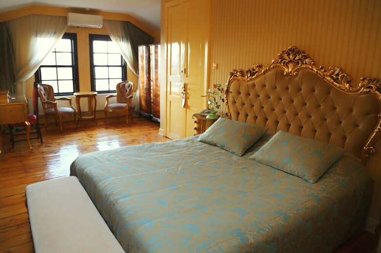Anastasia Meziki Hotel