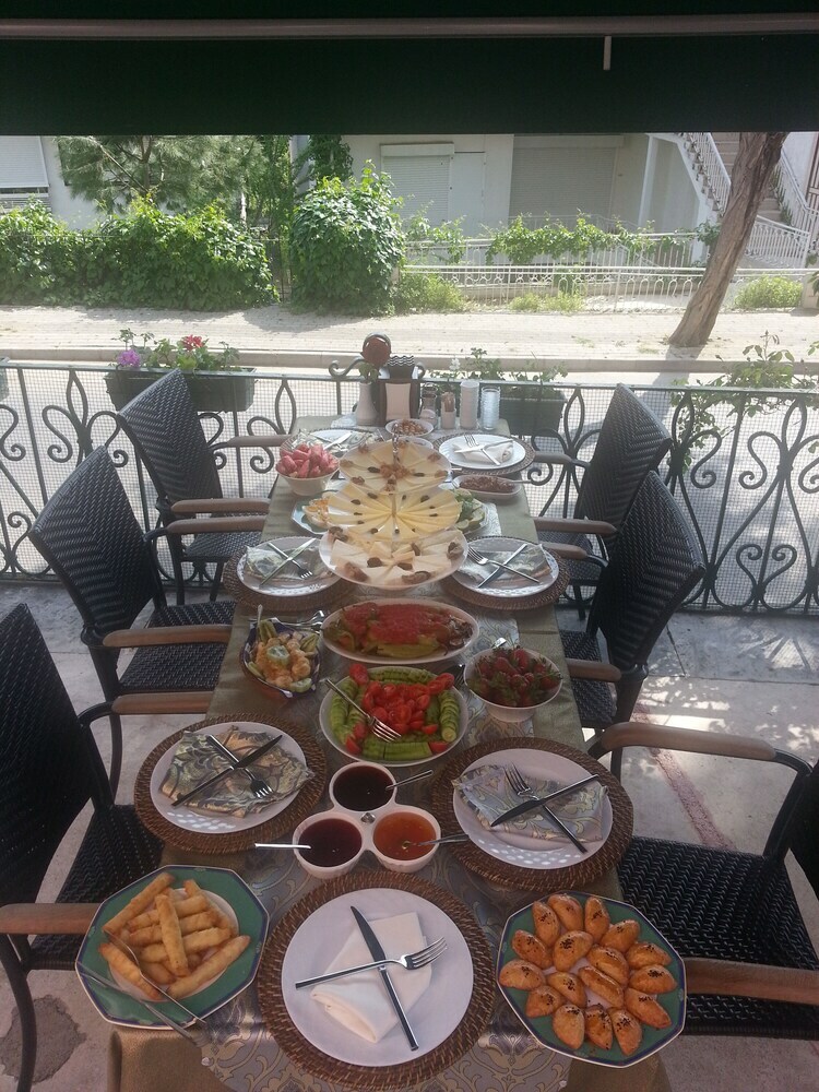 Anastasia Meziki Hotel