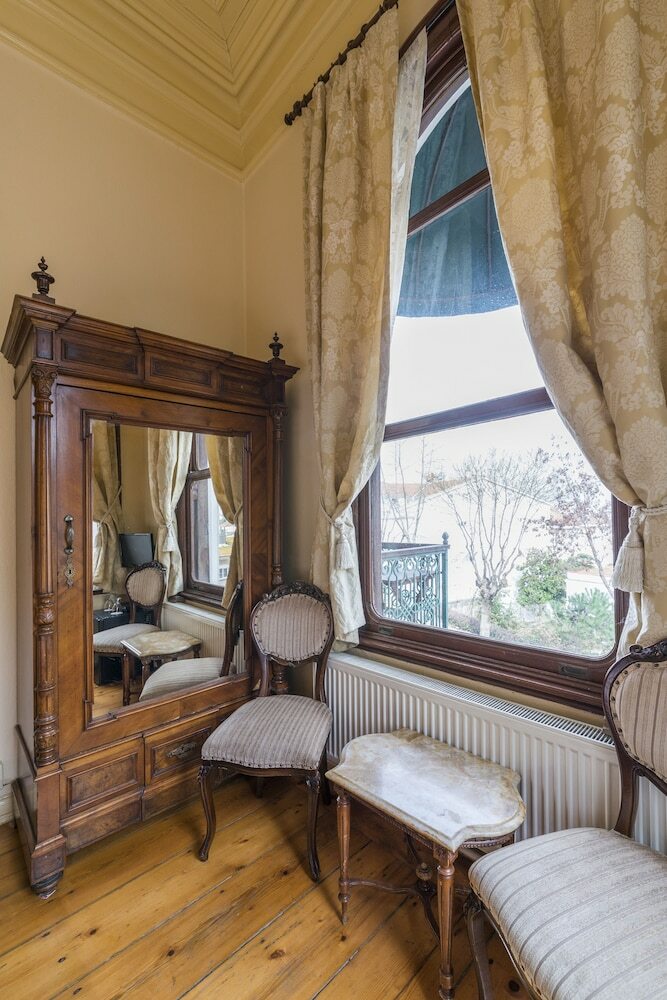 Anastasia Meziki Hotel
