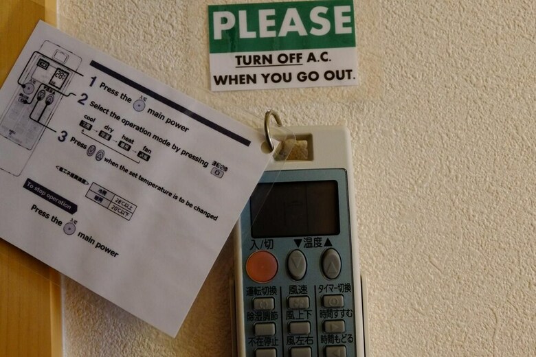 Hostal Den's Inn - Hostel