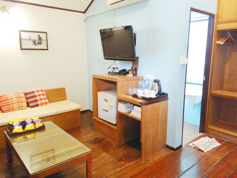 Hotel Thanicha Resort Amphawa
