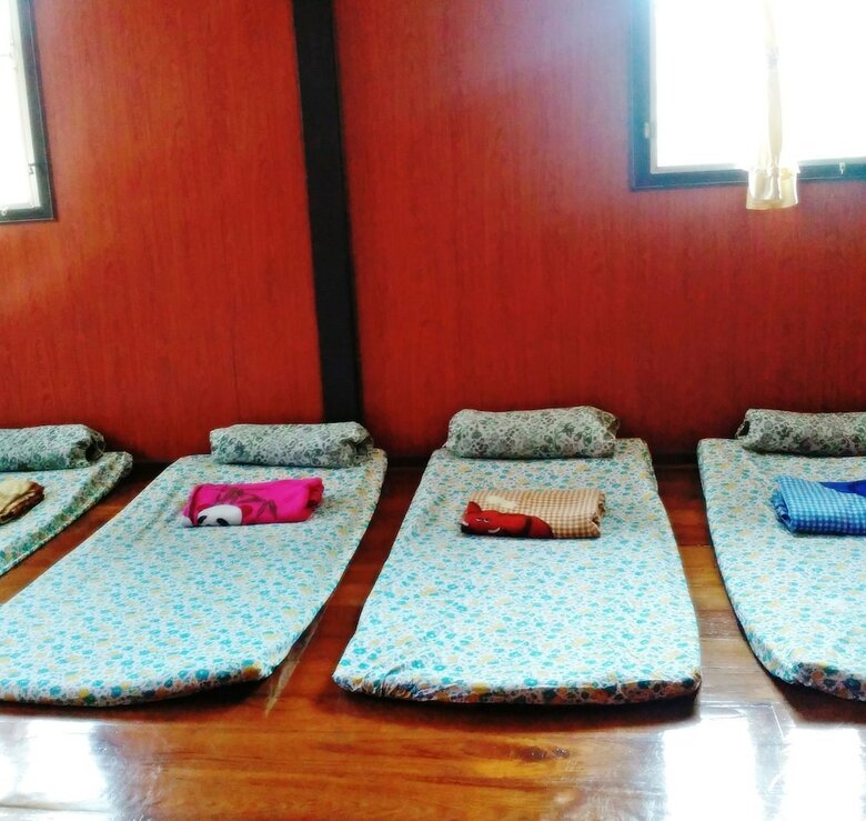 Hotel Baanbon Homestay