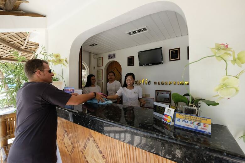 Apartamento Malapascua Exotic Island Dive And Beach Resort