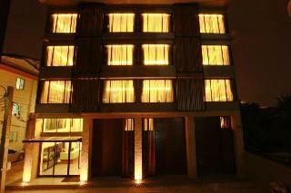 Hotel The Bangkok Cha Cha Suite