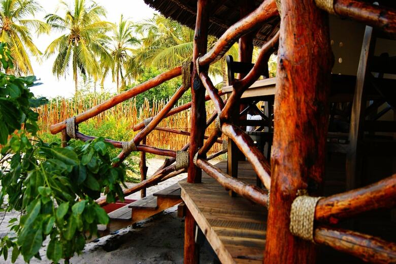 Hotel Kijongo Bay Beach Resort