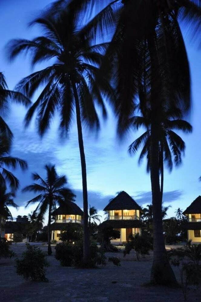 Hotel Kijongo Bay Beach Resort