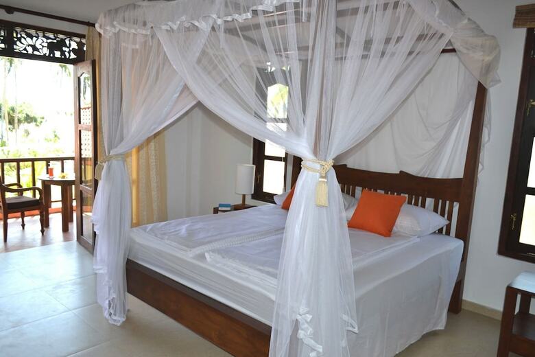 Hotel Lanka Beach Bungalows