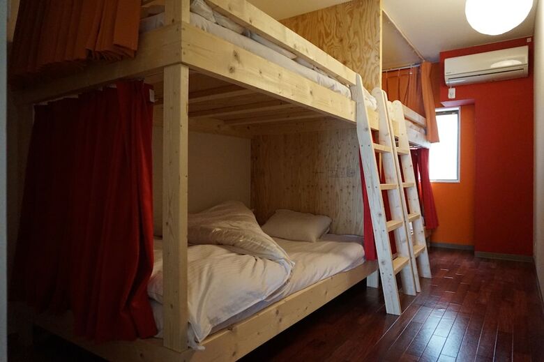 Hostal Uni Hostel