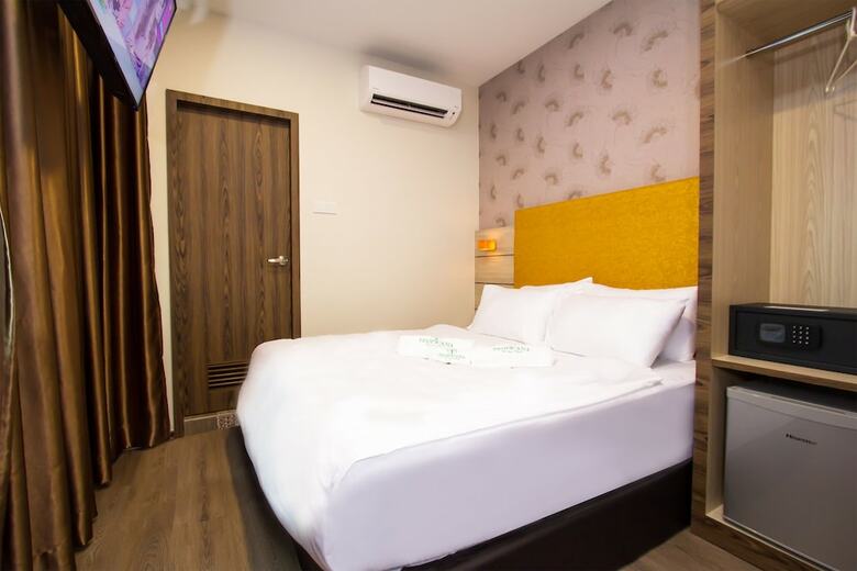 Tropicana Boutique Hotel