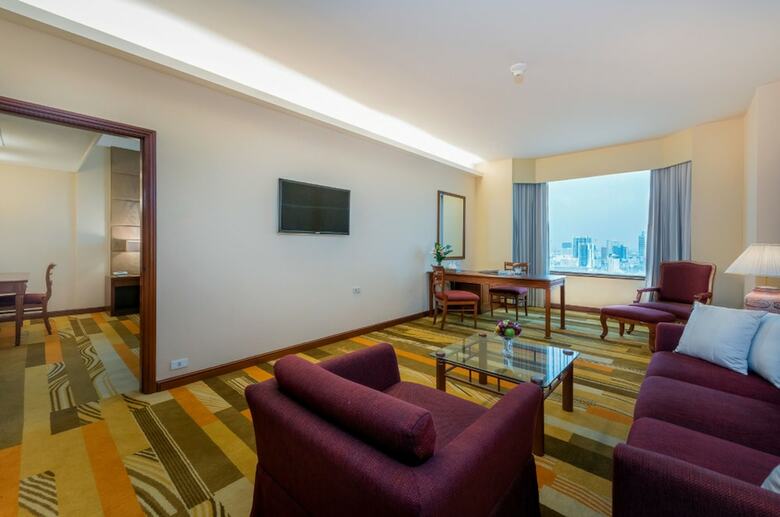 The Emerald Hotel