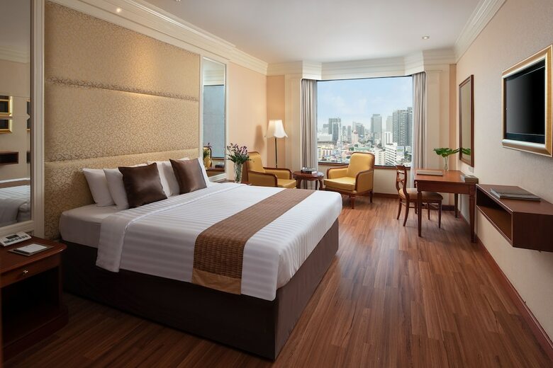 The Emerald Hotel